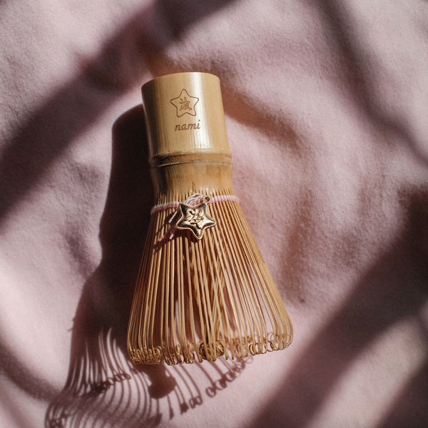 Nami Golden Charm Whisk